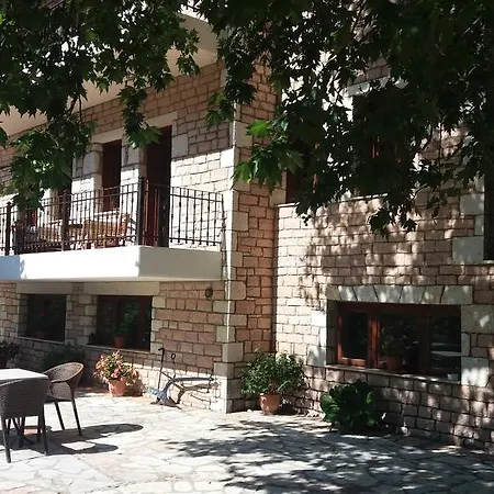Alkiviades Kali Komi